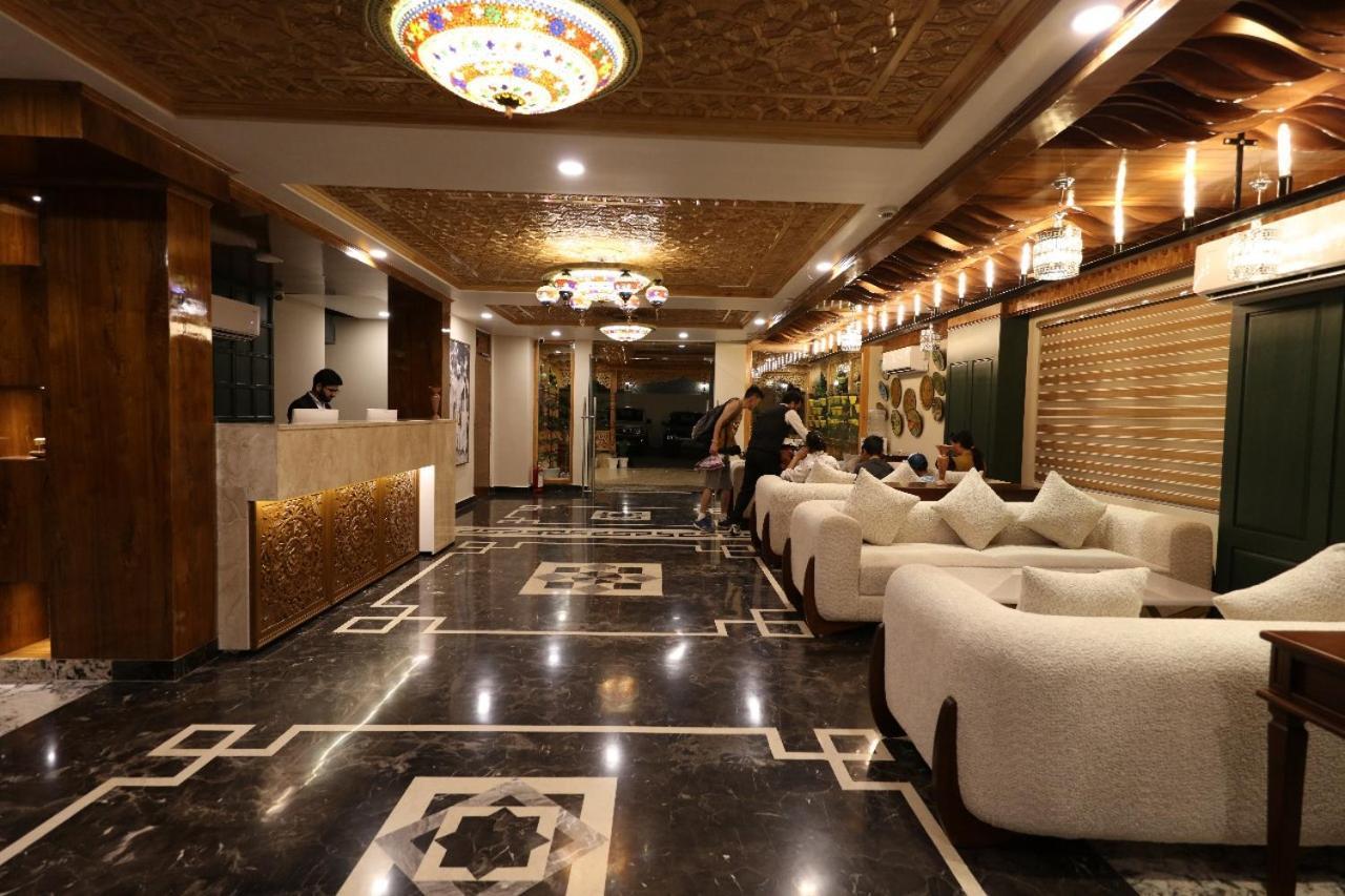 Hotel Blanco Srīnagar Zewnętrze zdjęcie