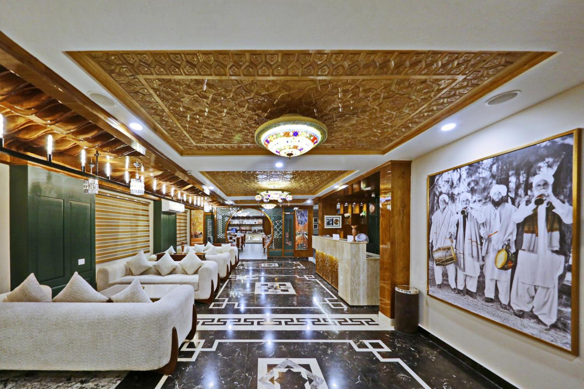 Hotel Blanco Srīnagar Zewnętrze zdjęcie