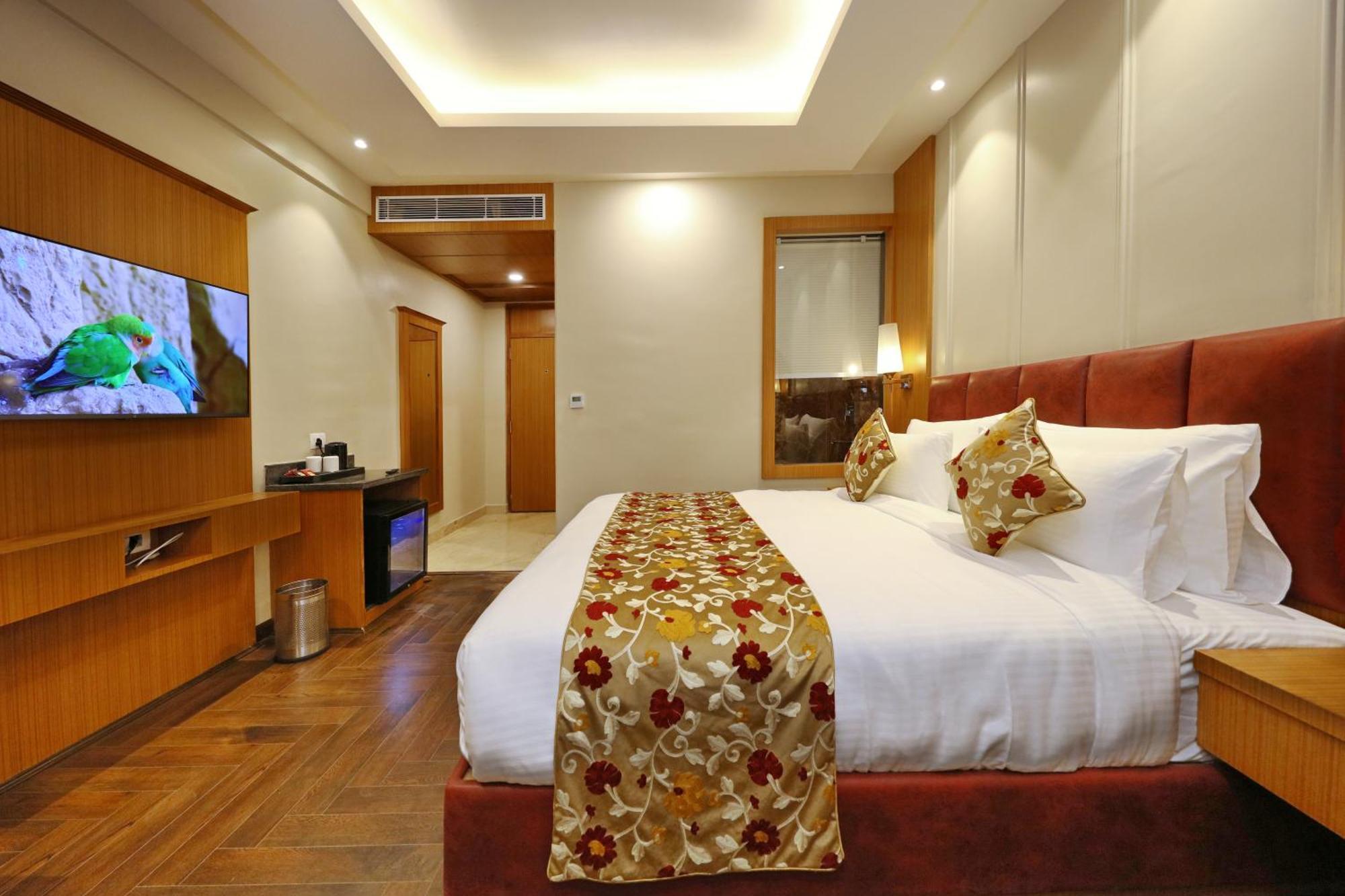 Hotel Blanco Srīnagar Zewnętrze zdjęcie