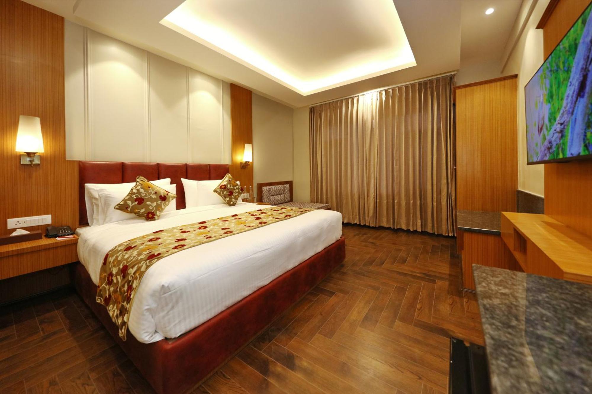 Hotel Blanco Srīnagar Zewnętrze zdjęcie