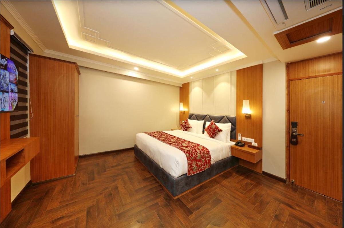 Hotel Blanco Srīnagar Zewnętrze zdjęcie