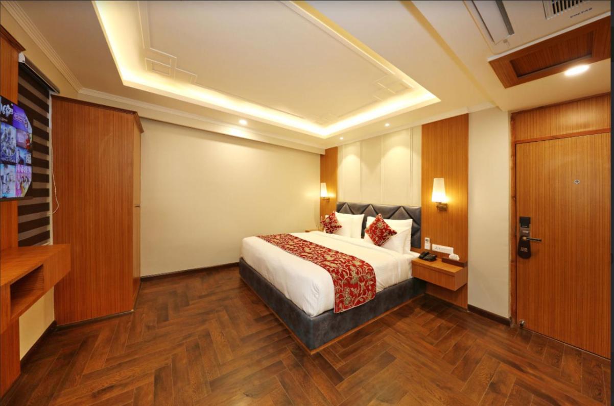 Hotel Blanco Srīnagar Zewnętrze zdjęcie